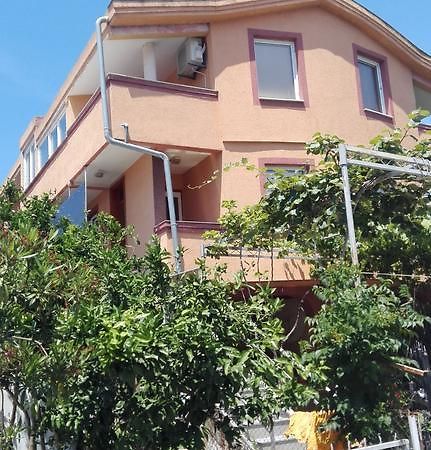 Apartments Vila Fata Улцин Екстериор снимка